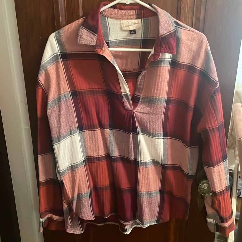 Plaid top medium